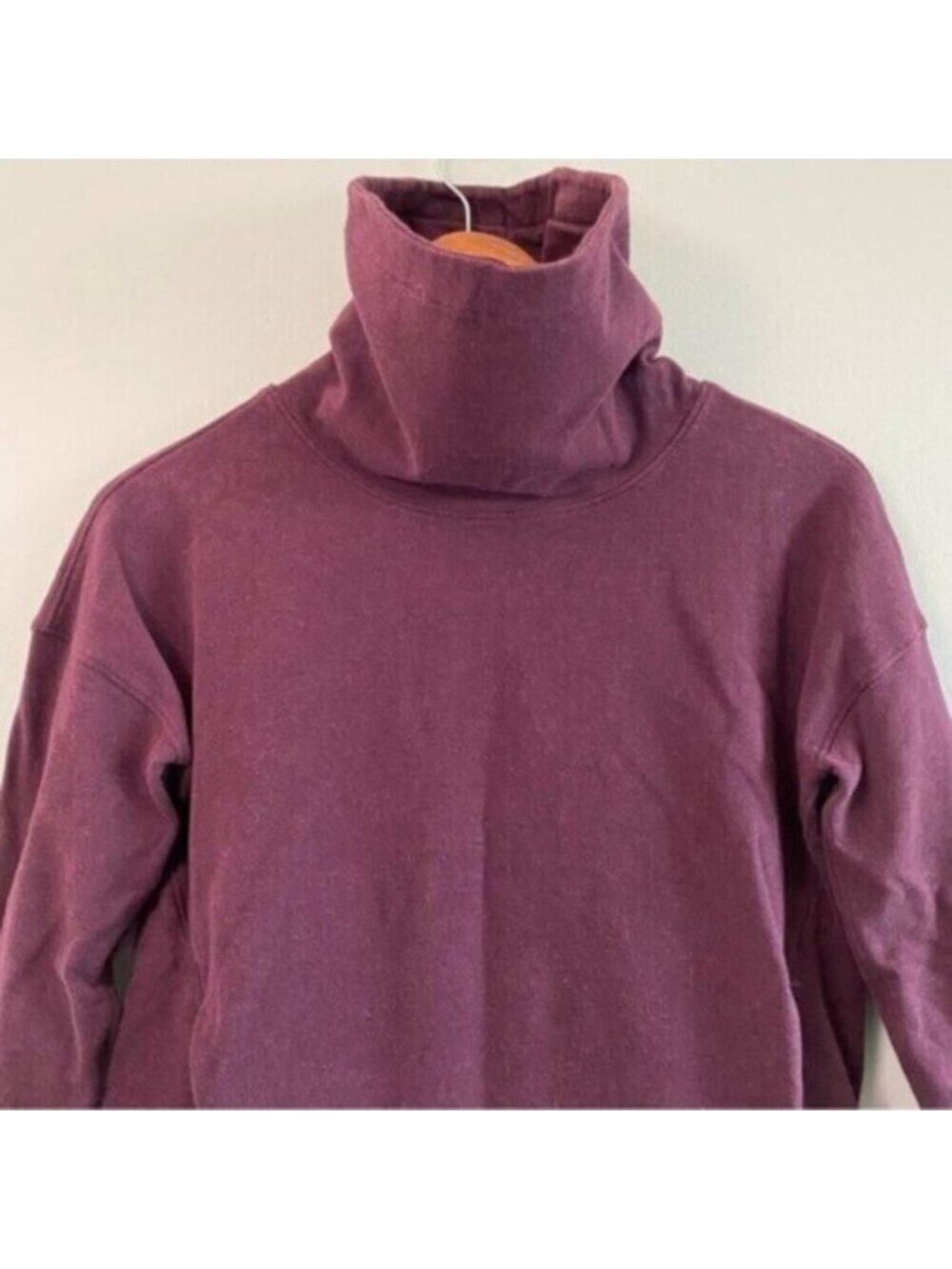 lululemon Funnel Neck Sweatshirt Pullover Maroon Kangaroo Pocket Athleisure 2